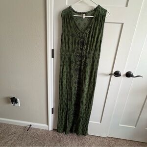Xhilaration, XL ladies sleeveless boho chic maxi dress. Cute, casual school